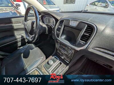 2017 Chrysler 300C - Photo 12 - Eureka, CA 95501