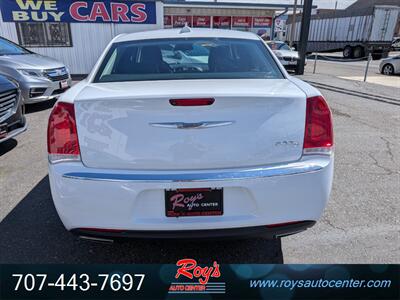 2017 Chrysler 300C - Photo 7 - Eureka, CA 95501