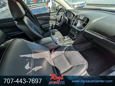 2017 Chrysler 300C - Photo 10 - Eureka, CA 95501