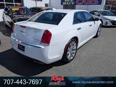 2017 Chrysler 300C - Photo 8 - Eureka, CA 95501