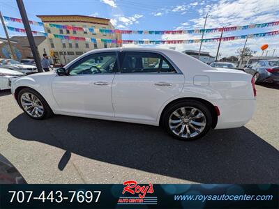2017 Chrysler 300C - Photo 4 - Eureka, CA 95501