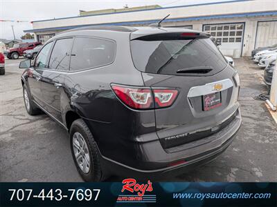 2017 Chevrolet Traverse LS AWD - Photo 4 - Eureka, CA 95501