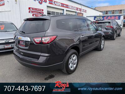 2017 Chevrolet Traverse LS AWD - Photo 8 - Eureka, CA 95501