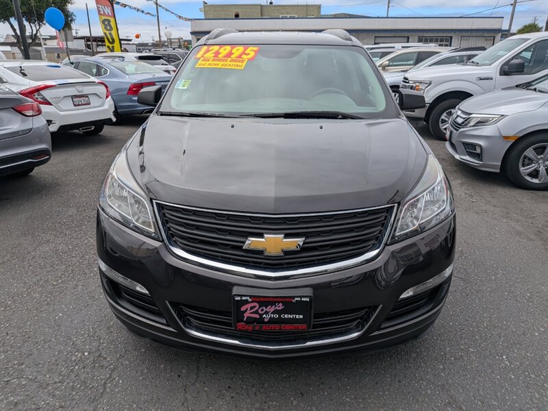 2017 Chevrolet Traverse LS  AWD