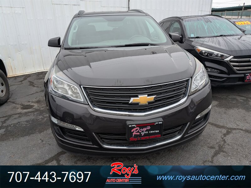 2017 Chevrolet Traverse LS AWD - Photo 2 - Eureka, CA 95501