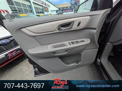 2017 Chevrolet Traverse LS AWD - Photo 25 - Eureka, CA 95501