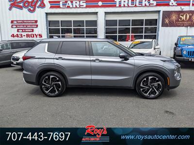 2023 Mitsubishi Outlander SE   - Photo 2 - Eureka, CA 95501