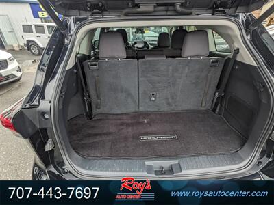 2022 Toyota Highlander LE  AWD - Photo 18 - Eureka, CA 95501