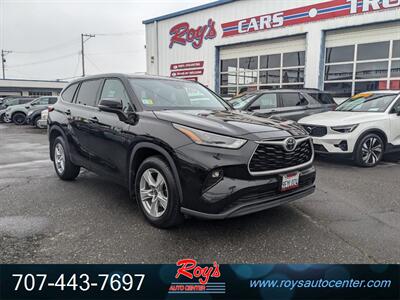 2022 Toyota Highlander LE  AWD - Photo 1 - Eureka, CA 95501