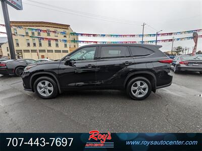 2022 Toyota Highlander LE  AWD - Photo 4 - Eureka, CA 95501