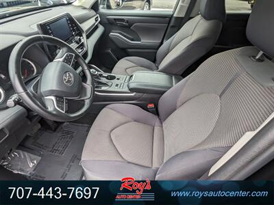 2022 Toyota Highlander LE  AWD - Photo 21 - Eureka, CA 95501