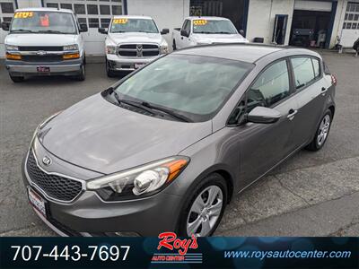 2016 Kia Forte5 LX   - Photo 4 - Eureka, CA 95501