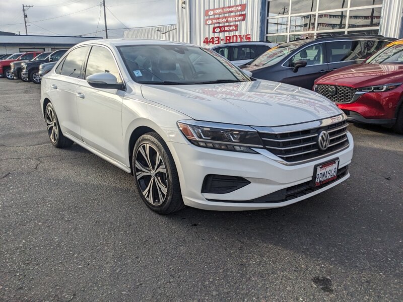 2022 Volkswagen Passat SE  