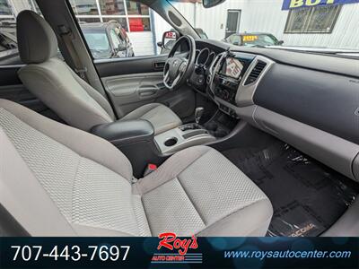 2012 Toyota Tacoma V6  4WD - Photo 9 - Eureka, CA 95501