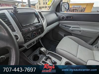 2012 Toyota Tacoma V6  4WD - Photo 17 - Eureka, CA 95501