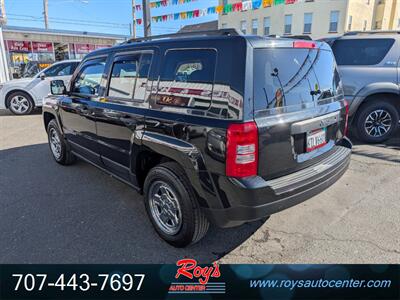 2011 Jeep Patriot Sport   - Photo 6 - Eureka, CA 95501