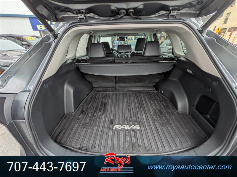 2021 Toyota RAV4 XLE Premium - Photo 19 - Eureka, CA 95501