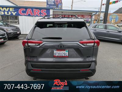2021 Toyota RAV4 XLE Premium - Photo 7 - Eureka, CA 95501
