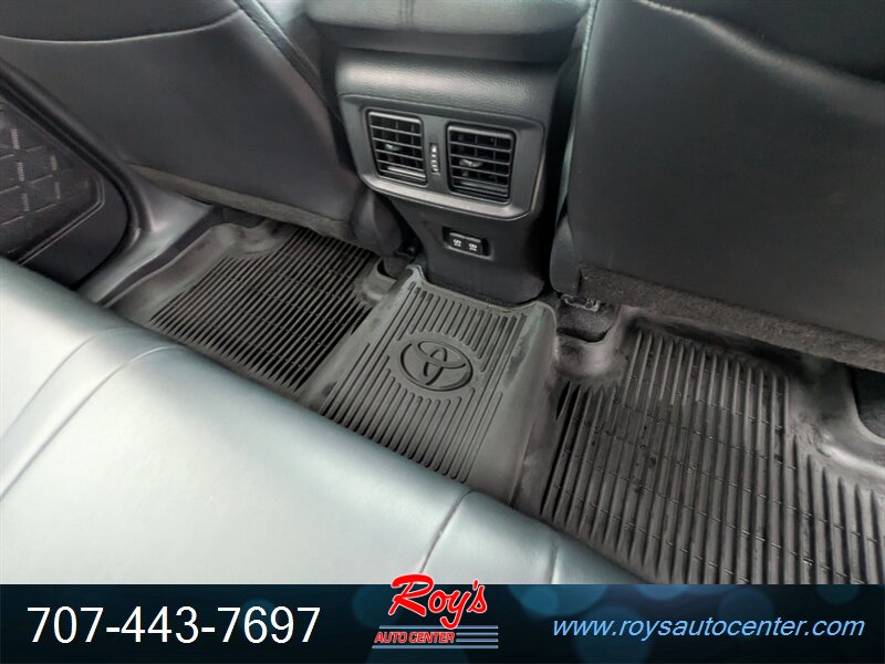 2021 Toyota RAV4 XLE Premium - Photo 16 - Eureka, CA 95501