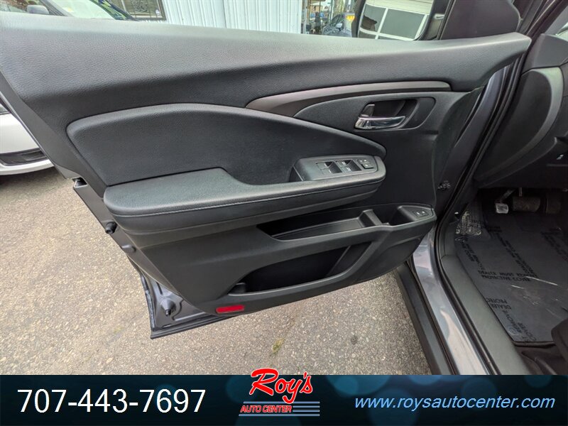 2016 Honda Pilot EX-L AWD - Photo 22 - Eureka, CA 95501