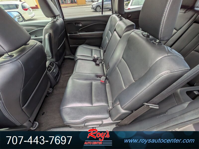 2016 Honda Pilot EX-L AWD - Photo 19 - Eureka, CA 95501