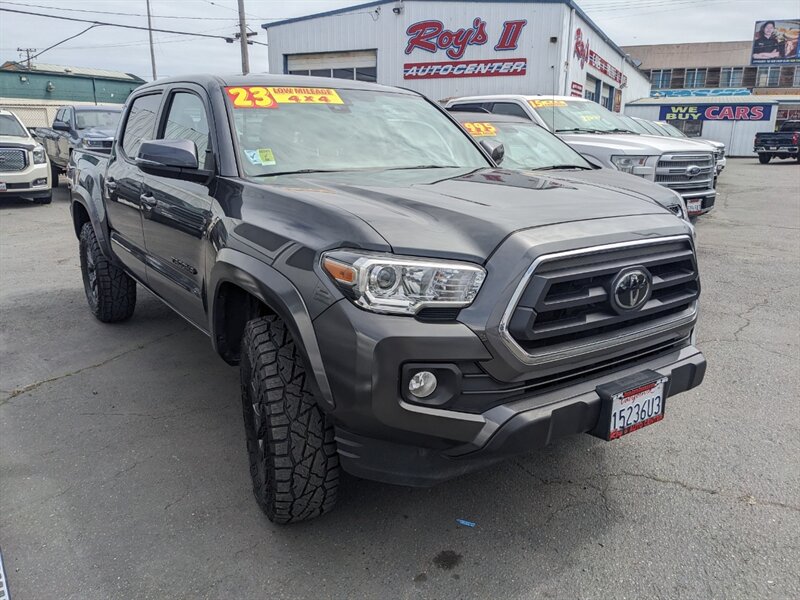 2023 Toyota Tacoma SR5 V6  