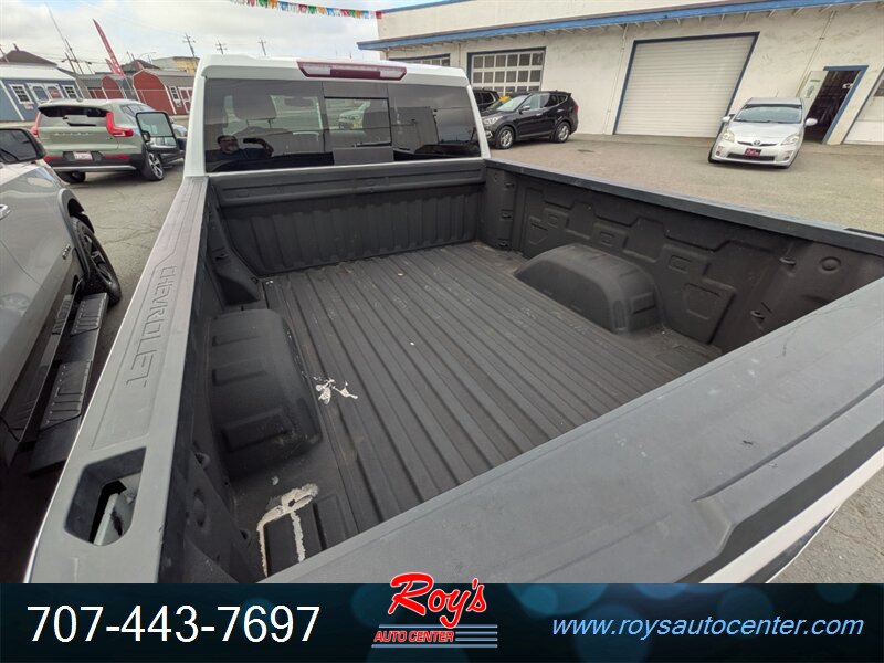 2019 Chevrolet Silverado 1500 RST 4WD - Photo 8 - Eureka, CA 95501