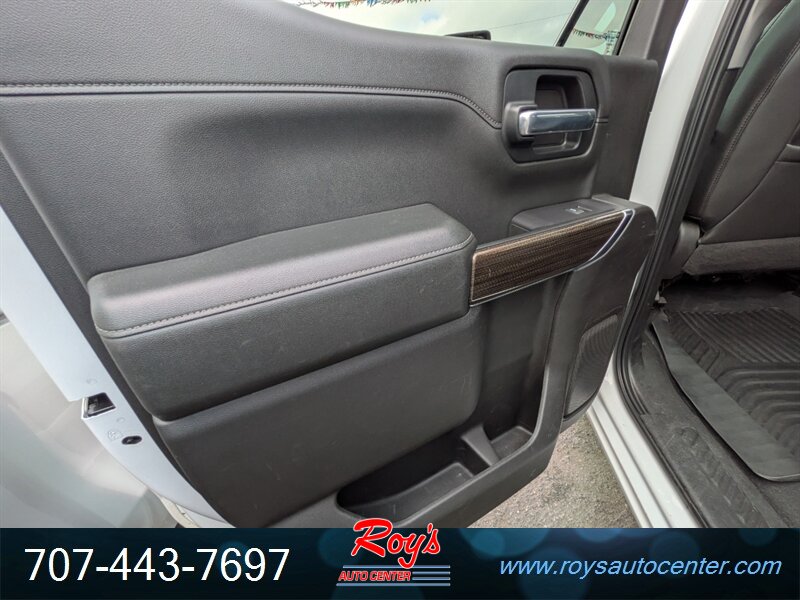 2019 Chevrolet Silverado 1500 RST 4WD - Photo 24 - Eureka, CA 95501