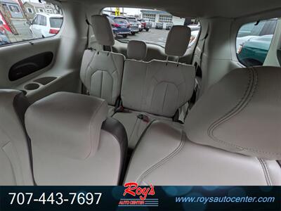 2017 Chrysler Pacifica Touring-L Plus   - Photo 23 - Eureka, CA 95501