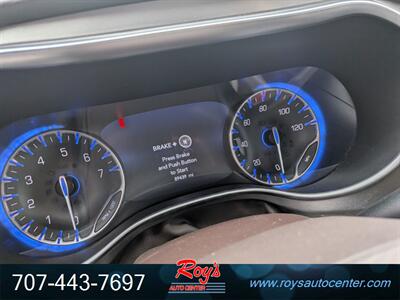 2017 Chrysler Pacifica Touring-L Plus   - Photo 27 - Eureka, CA 95501