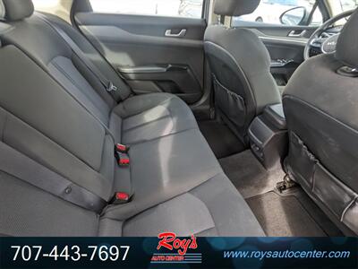 2022 Kia K5 LXS   - Photo 11 - Eureka, CA 95501