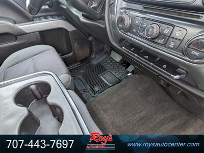 2017 Chevrolet Silverado 2500HD LT  4WD - Photo 14 - Eureka, CA 95501