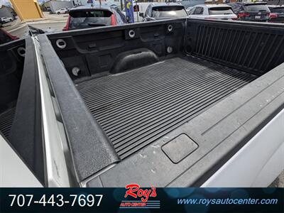 2017 Chevrolet Silverado 2500HD LT  4WD - Photo 21 - Eureka, CA 95501