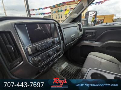 2017 Chevrolet Silverado 2500HD LT  4WD - Photo 25 - Eureka, CA 95501
