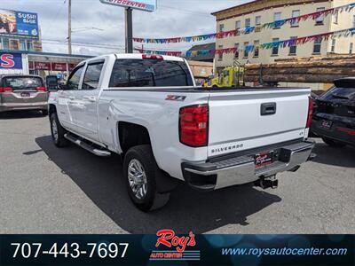 2017 Chevrolet Silverado 2500HD LT  4WD - Photo 6 - Eureka, CA 95501