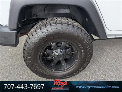 2017 Jeep Wrangler Unlimited Sport  4WD - Photo 9 - Eureka, CA 95501