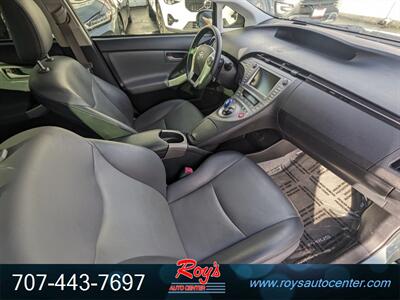 2013 Toyota Prius Four   - Photo 9 - Eureka, CA 95501