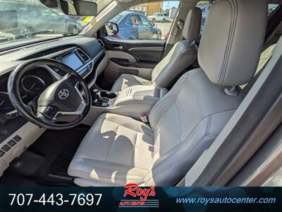 2017 Toyota Highlander Hybrid Limited  AWD - Photo 22 - Eureka, CA 95501