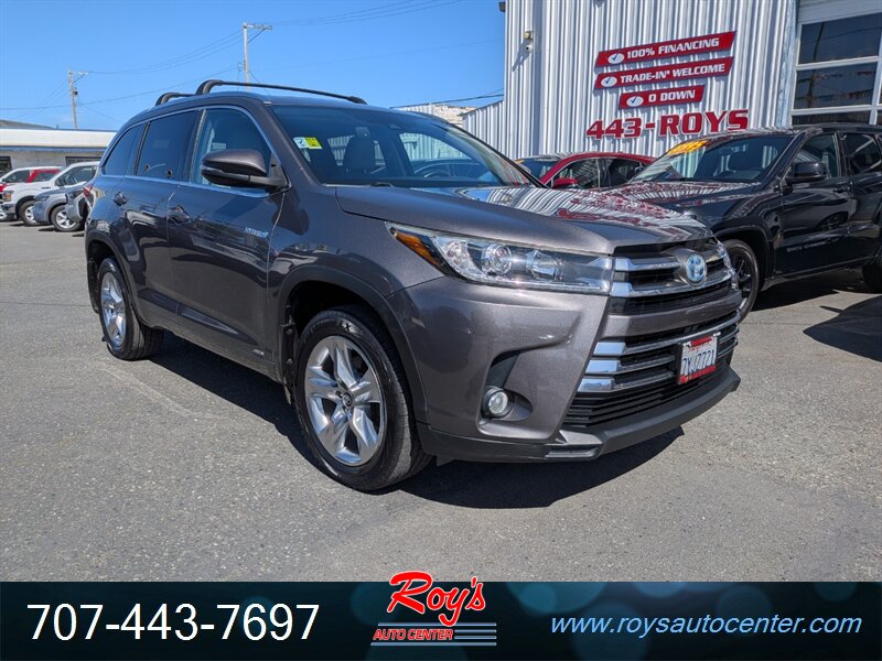 2017 Toyota Highlander Hybrid Limited  AWD - Photo 1 - Eureka, CA 95501