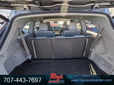 2017 Toyota Highlander Hybrid Limited  AWD - Photo 20 - Eureka, CA 95501