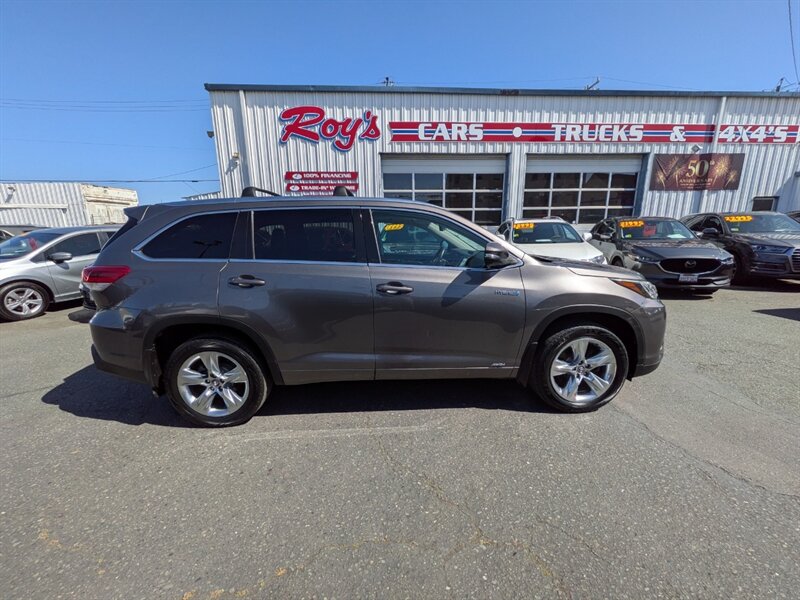 2017 Toyota Highlander Hybrid Limited  AWD