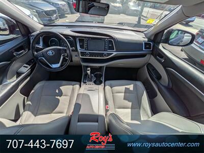 2017 Toyota Highlander Hybrid Limited  AWD - Photo 17 - Eureka, CA 95501