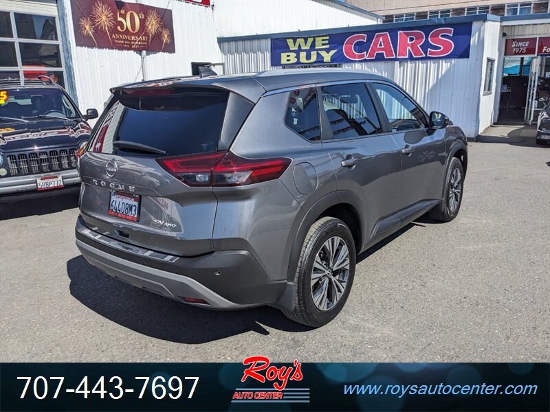 2022 Nissan Rogue SV photo 7