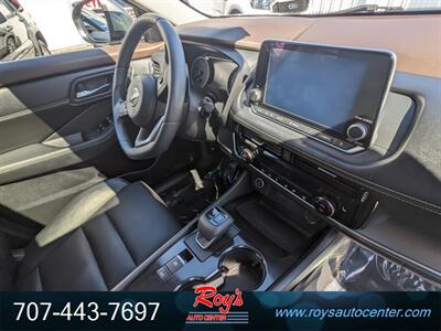2022 Nissan Rogue SV - Photo 11 - Eureka, CA 95501
