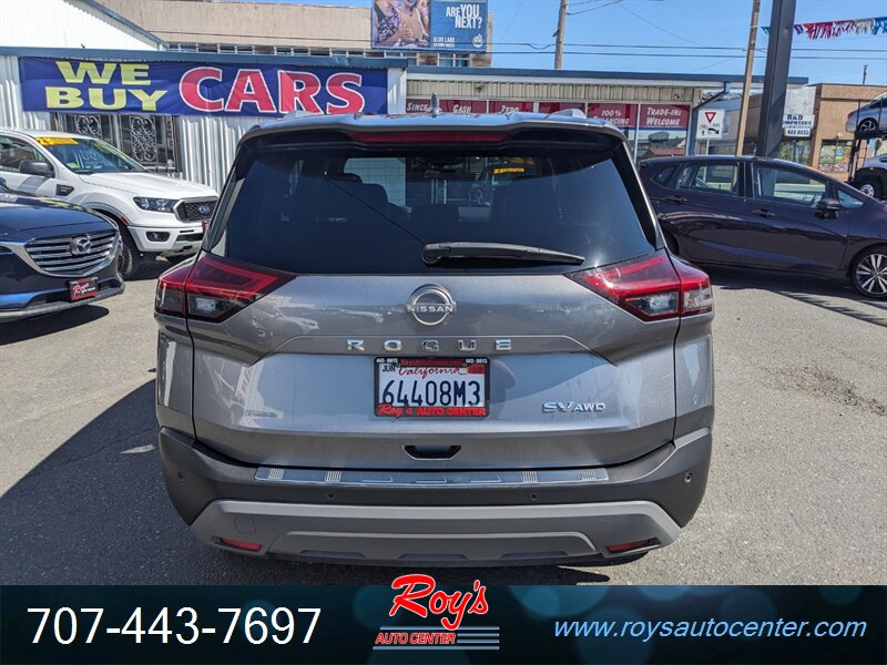 2022 Nissan Rogue SV photo 6
