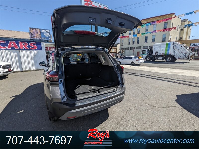 2022 Nissan Rogue SV photo 14