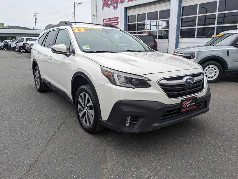 2022 Subaru Outback Premium  AWD