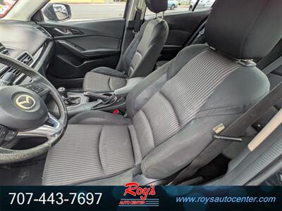 2014 Mazda Mazda3 i Touring - Photo 15 - Eureka, CA 95501