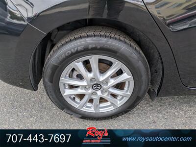 2014 Mazda Mazda3 i Touring - Photo 9 - Eureka, CA 95501