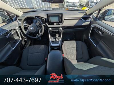 2020 Toyota RAV4 XLE  AWD - Photo 14 - Eureka, CA 95501